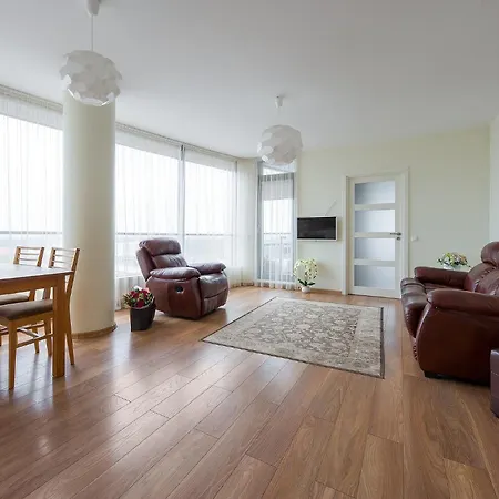 Helios 11th Floor Appartement *
